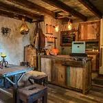 Bed & Breakfast Wood, Food &
