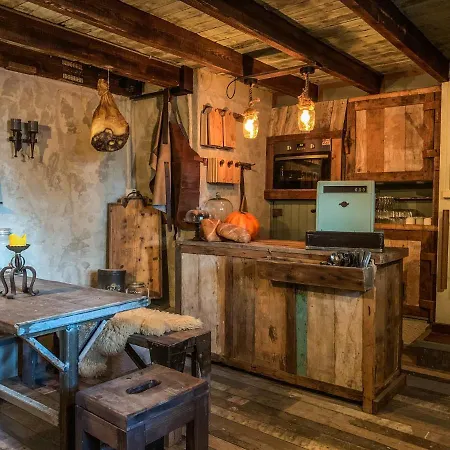 Bed and breakfast Wood, Food &