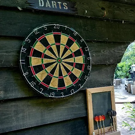 Bed and breakfast Wood, Food & 3*