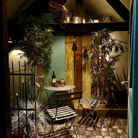 住宿加早餐酒店 Wood, Food & 3*