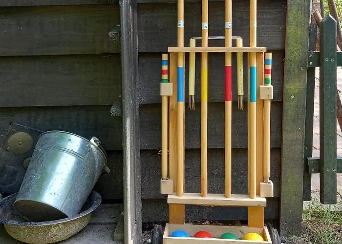 Wood, Food & Couette-café Alphen (North Brabant)